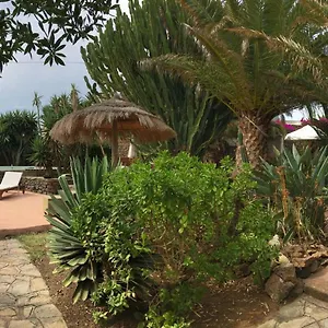Appartamento Le Casette Di Marilena Agave Iucca, Pantelleria